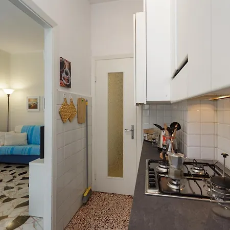 Апартаменты Casa Amica Tranquilla E Ben Posizionata *