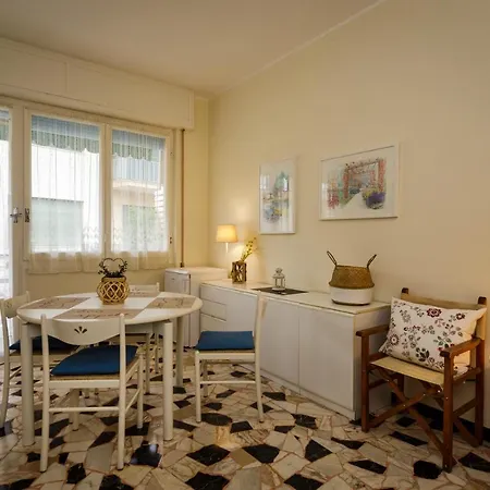 Апартаменты Casa Amica Tranquilla E Ben Posizionata Рапалло